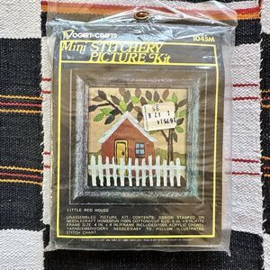 NIP Deadstock Vogart Crafts Mini Stitchery Picture Kit # 1045M. Red House. 70’s.